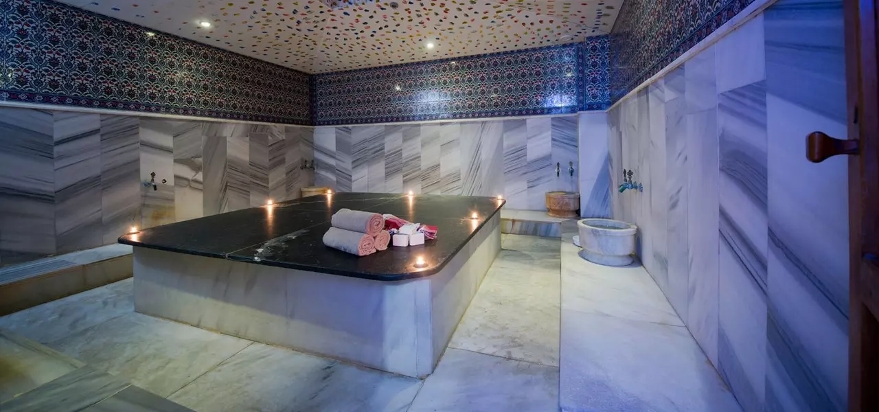 هتل ام سی ماهبری بیچ آلانیا